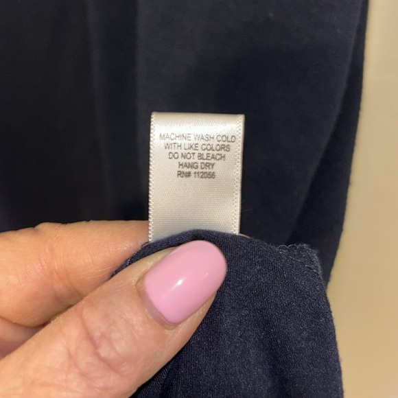 ZENANA PREMIUM Navy Blue Webbed neck 2X top. EUC. Worn twice - Picture 6 of 8